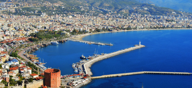 Panoramablick, Hafen von Alanya und Red Tower