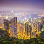 Skyline von Hongkong, aufgenommen in der Nacht vom Victoira Peak