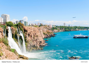 Türkische Riviera bei Antalya mit Düden-Wasserfällen
